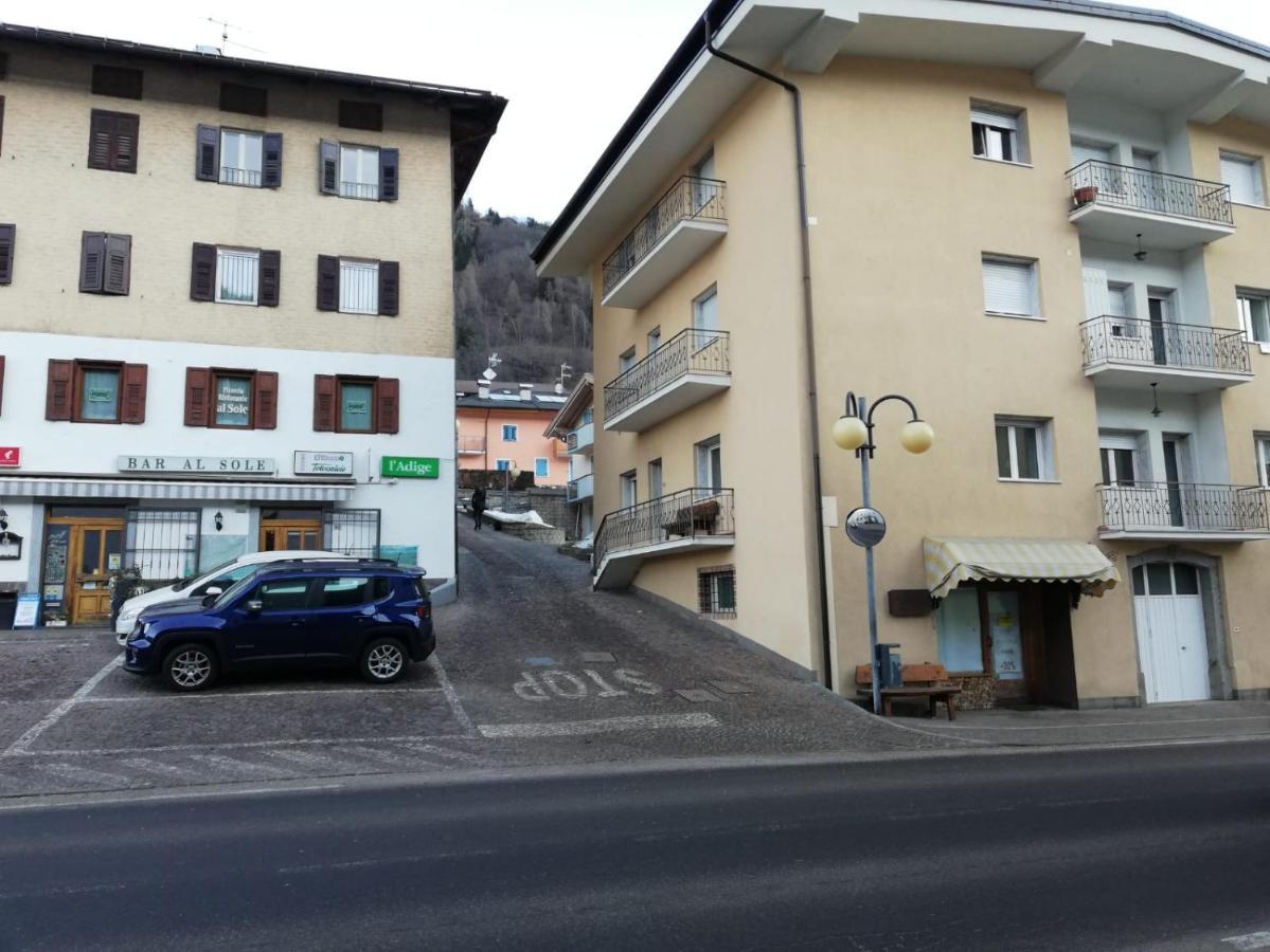 דירות Casa Matteotti Mezzana Trentino מראה חיצוני תמונה